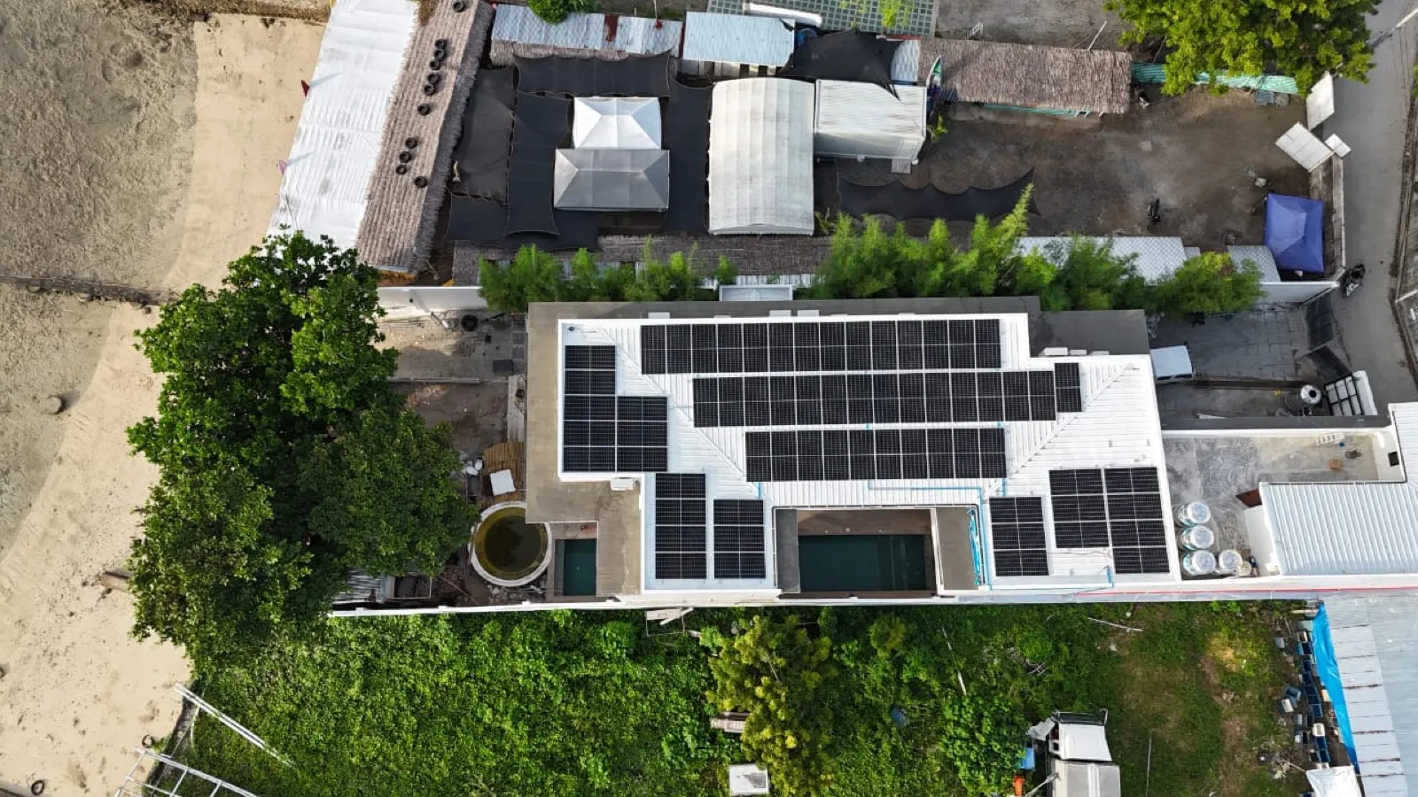 Solar-plus-storage with dual Deye inverters
