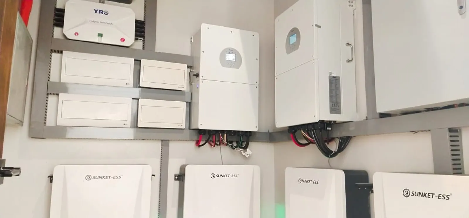 35.2 kW solar + 40 kWh storage hybrid