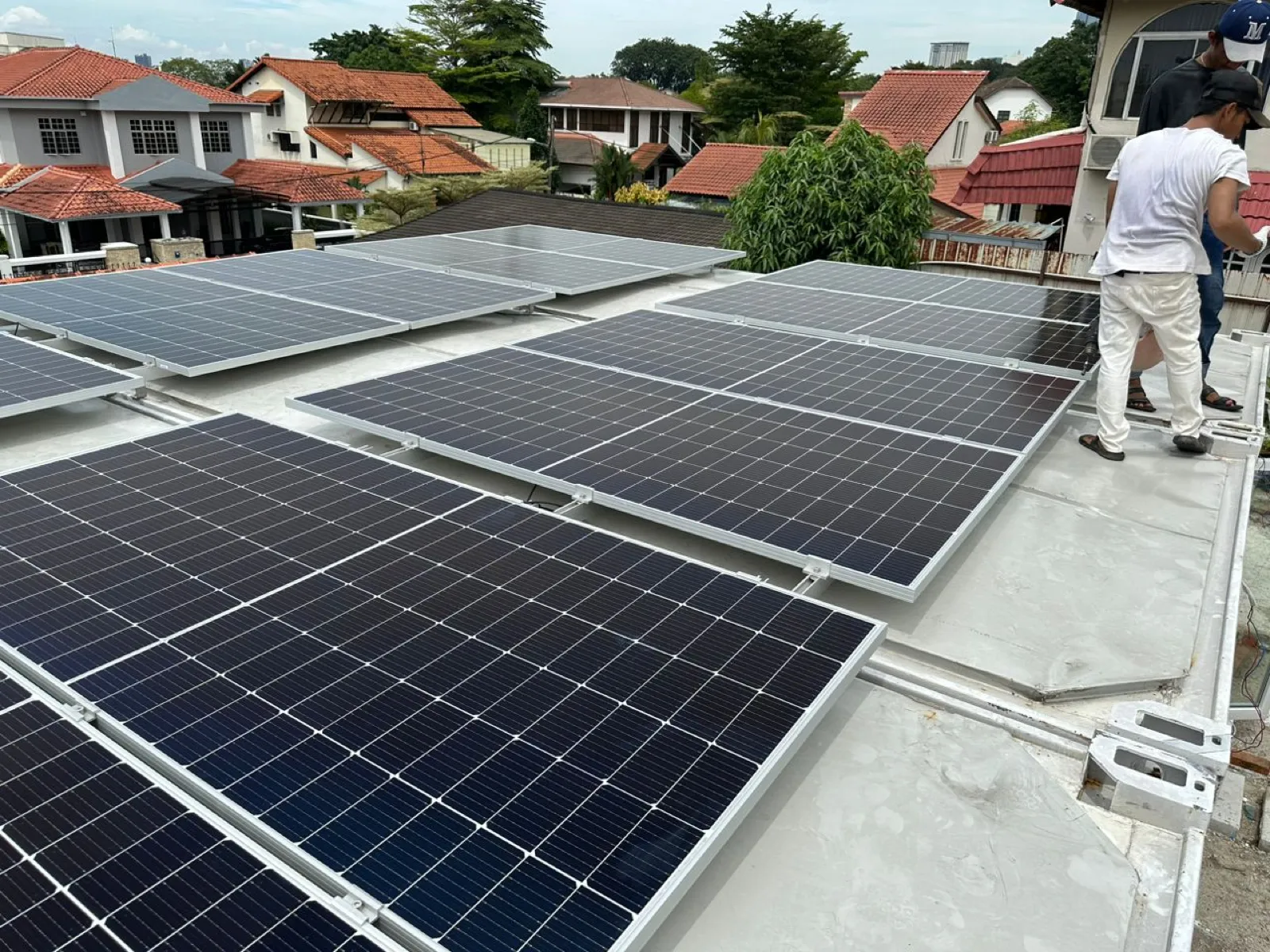13 kW rooftop solar — 24 × 550 W modules