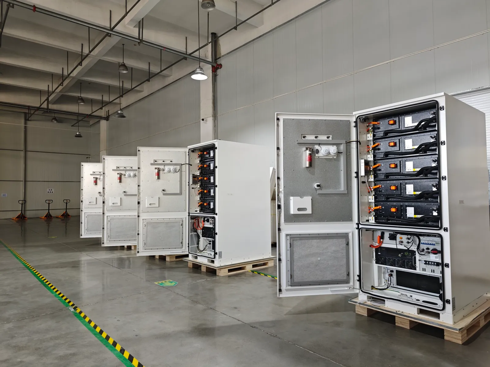 SKTESS cabinets with battery modules exposed