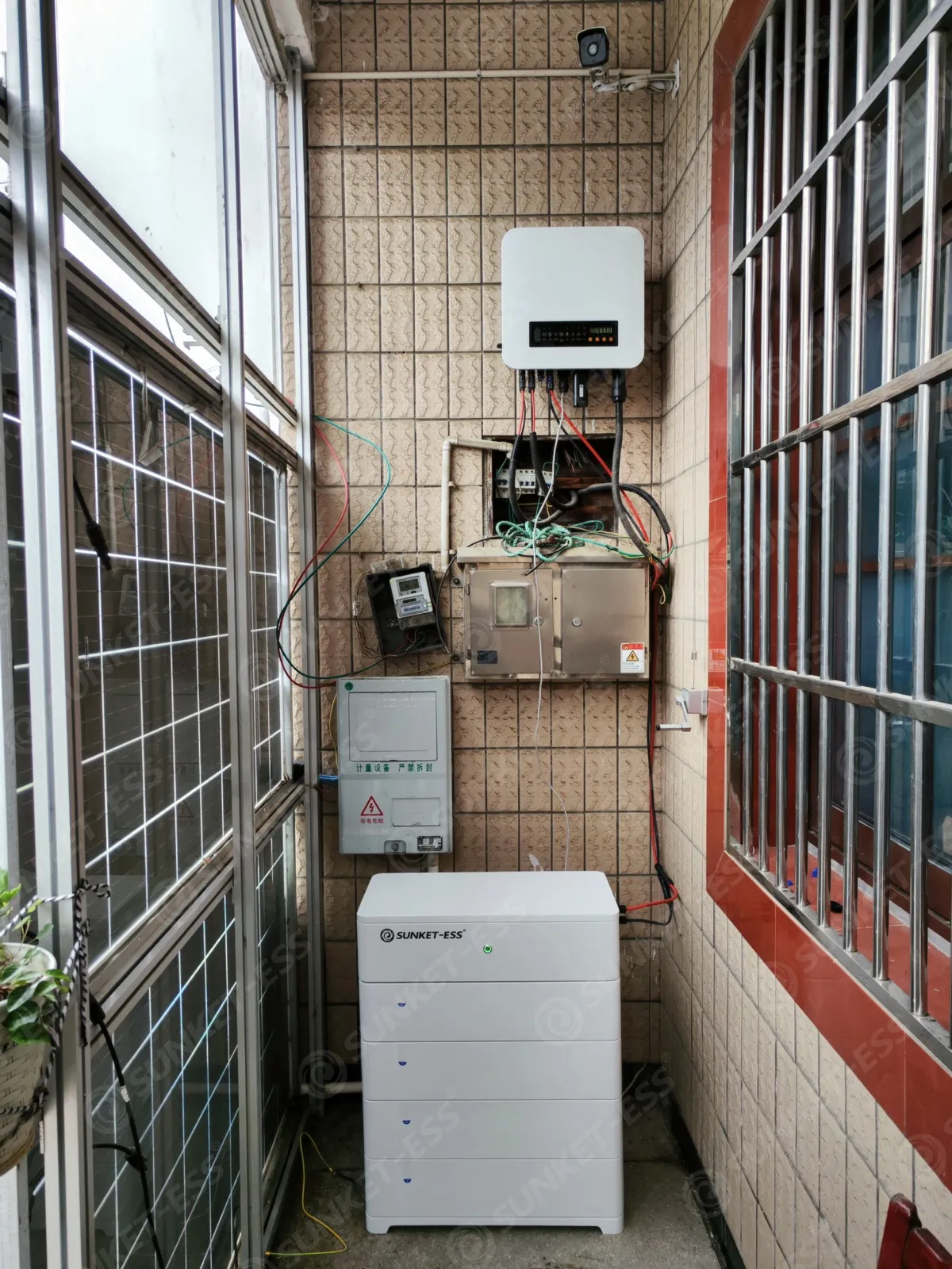 Stackable 30 kWh LFP home battery